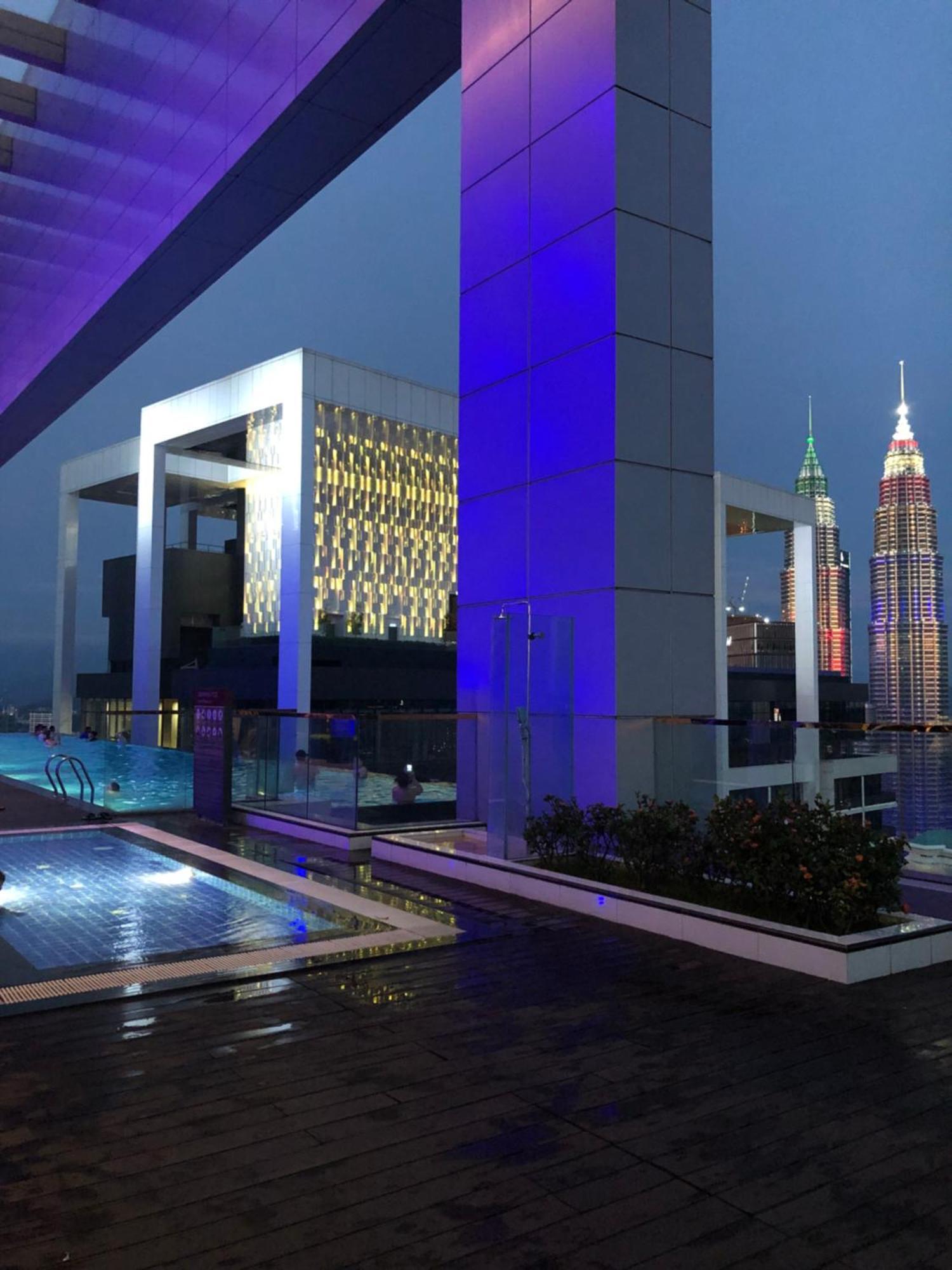 Platinum Klcc Pool View Apartment Kuala Lumpur Exterior photo