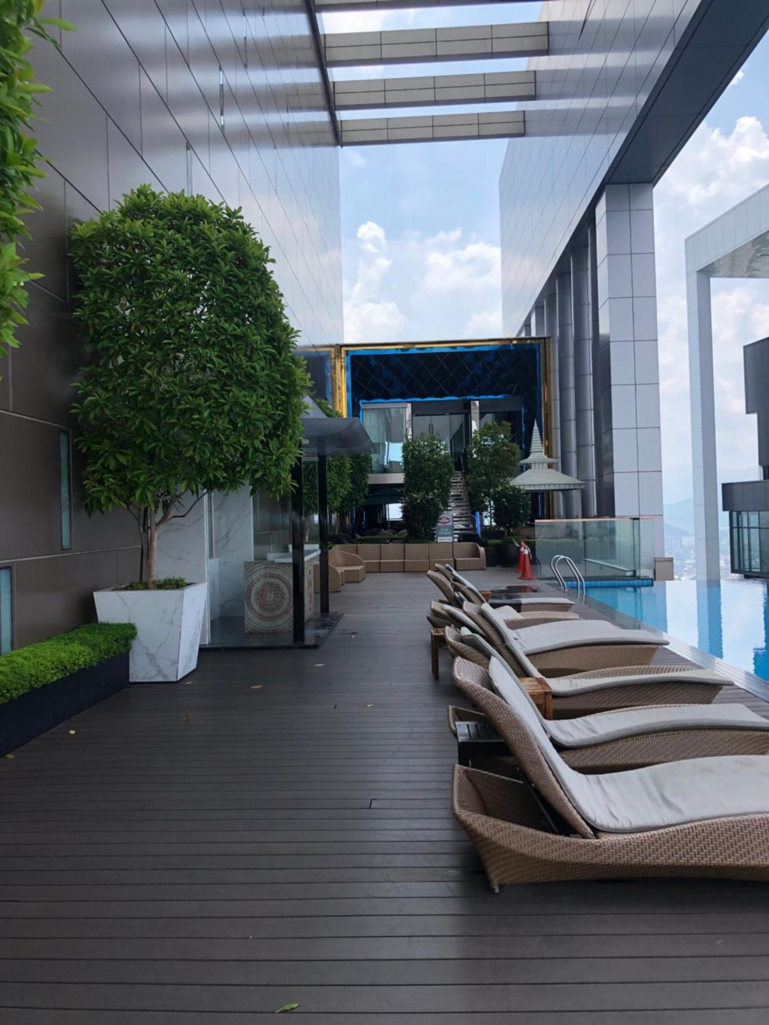 Platinum Klcc Pool View Apartment Kuala Lumpur Exterior photo